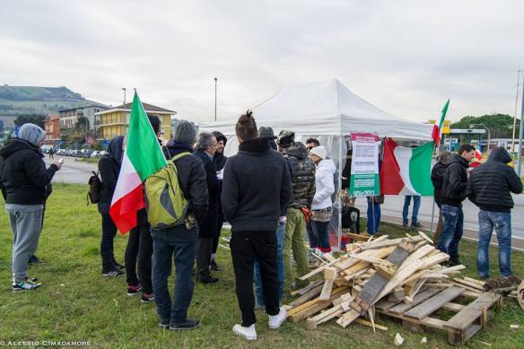 1456760_10202440613163990_191076173_n